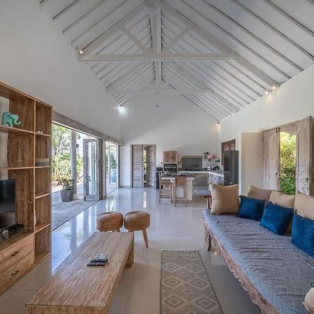 Villa Eva - By Unicorn Villas Bali Улувату Экстерьер фото
