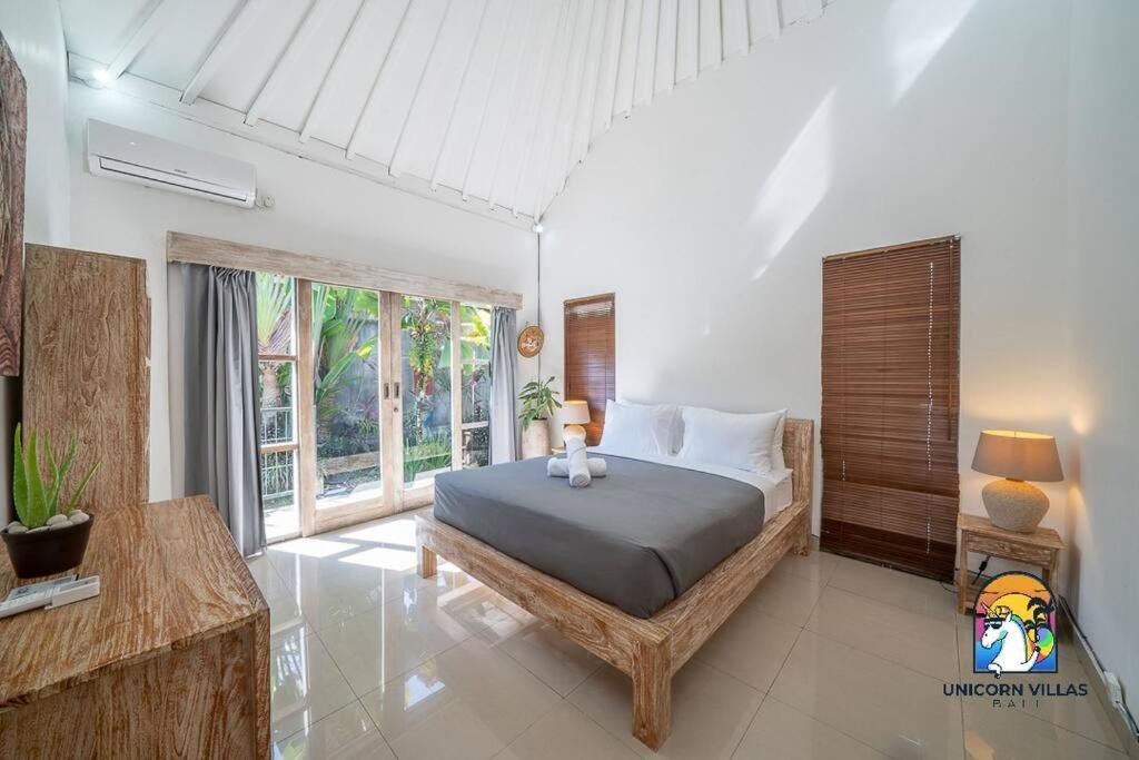 Villa Eva - By Unicorn Villas Bali Улувату Экстерьер фото