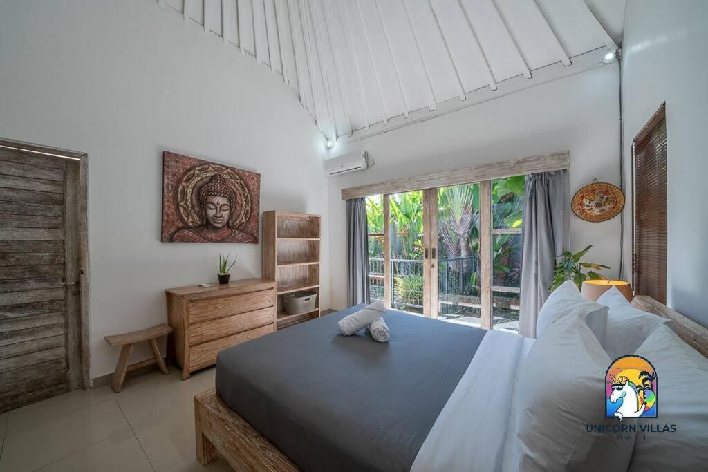 Villa Eva - By Unicorn Villas Bali Улувату Экстерьер фото