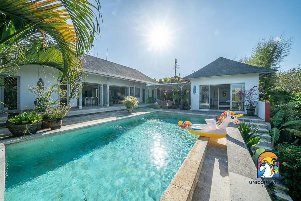 Villa Eva - By Unicorn Villas Bali Улувату Экстерьер фото