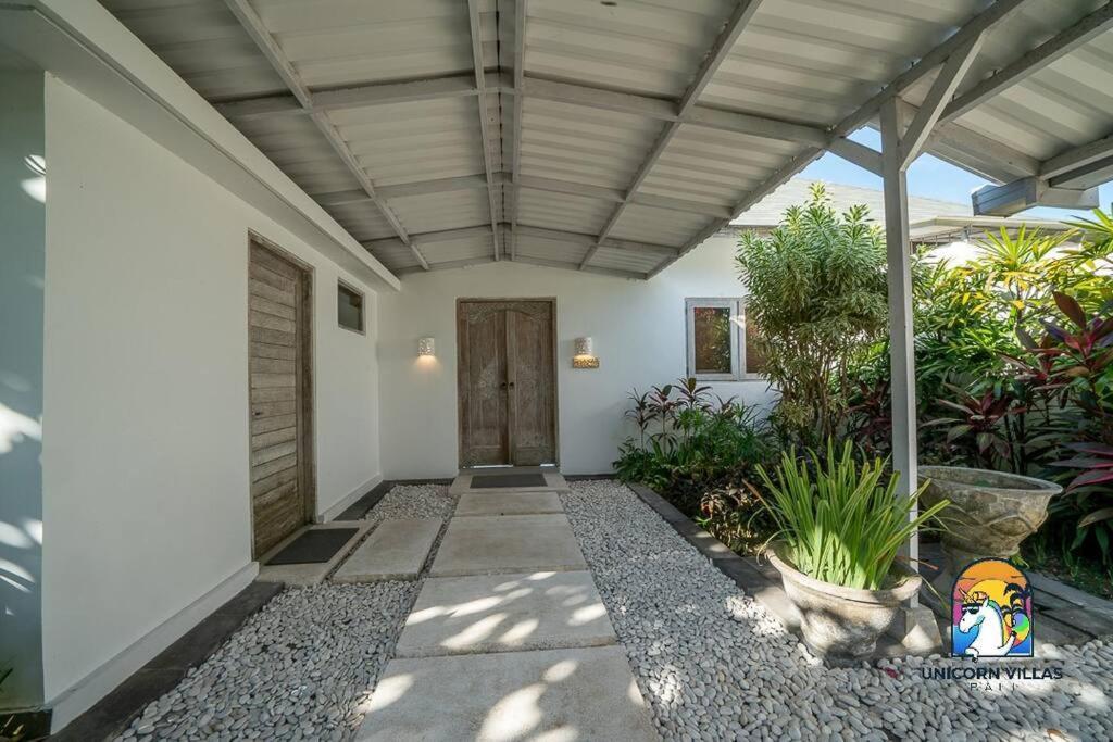 Villa Eva - By Unicorn Villas Bali Улувату Экстерьер фото